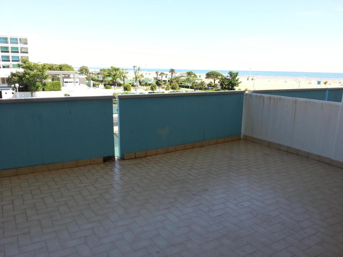 Residence Itaca Bibione Exterior photo