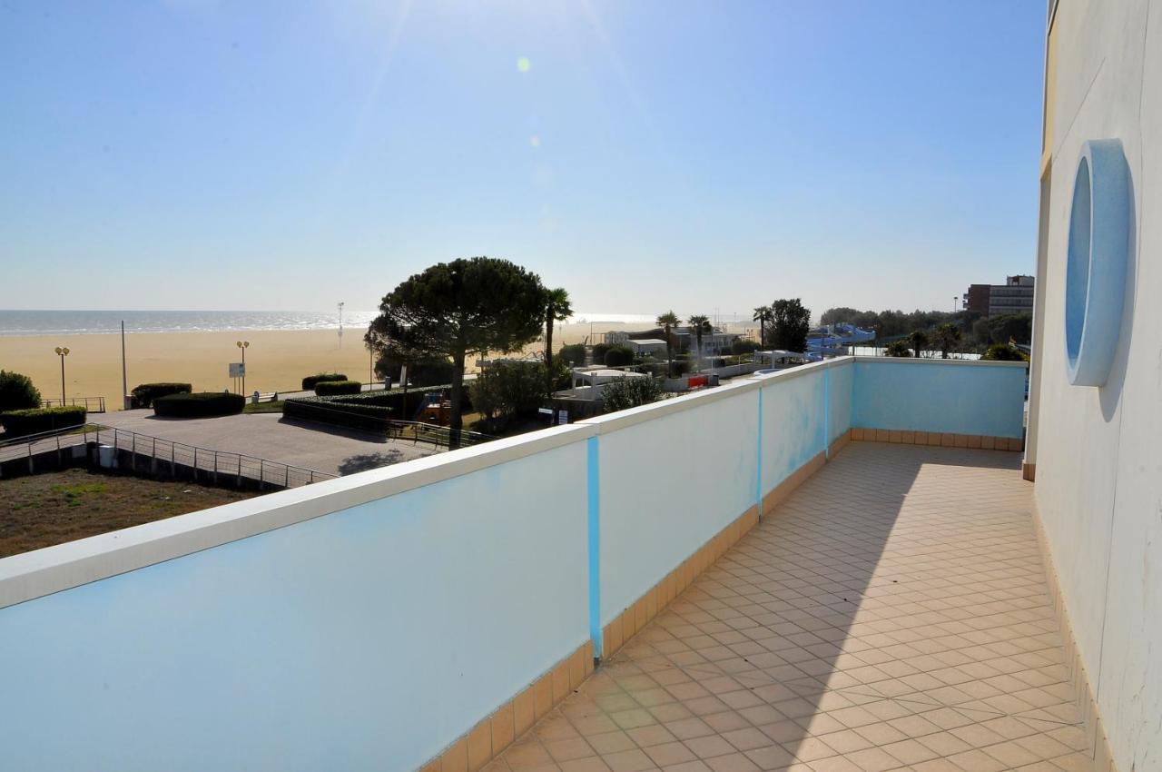 Residence Itaca Bibione Exterior photo