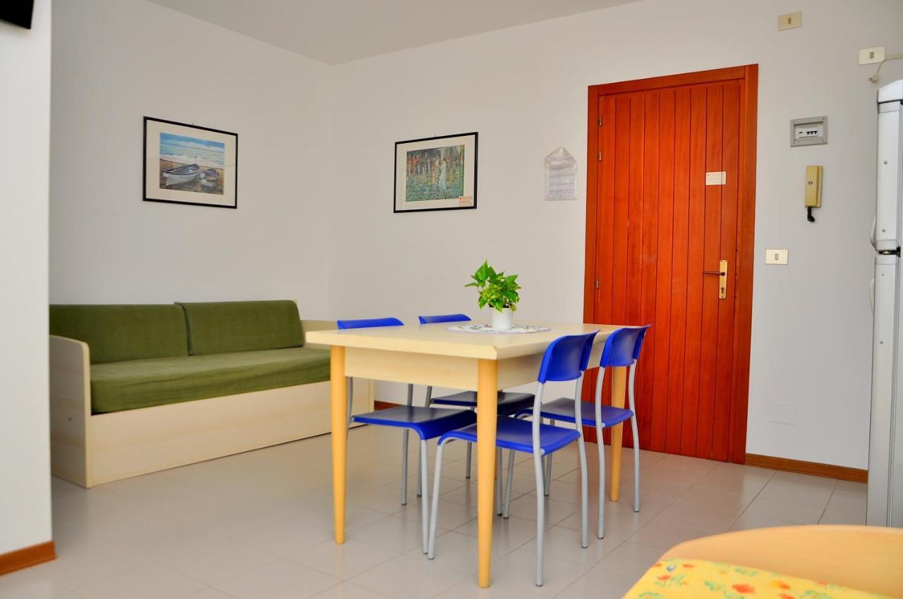 Residence Itaca Bibione Exterior photo