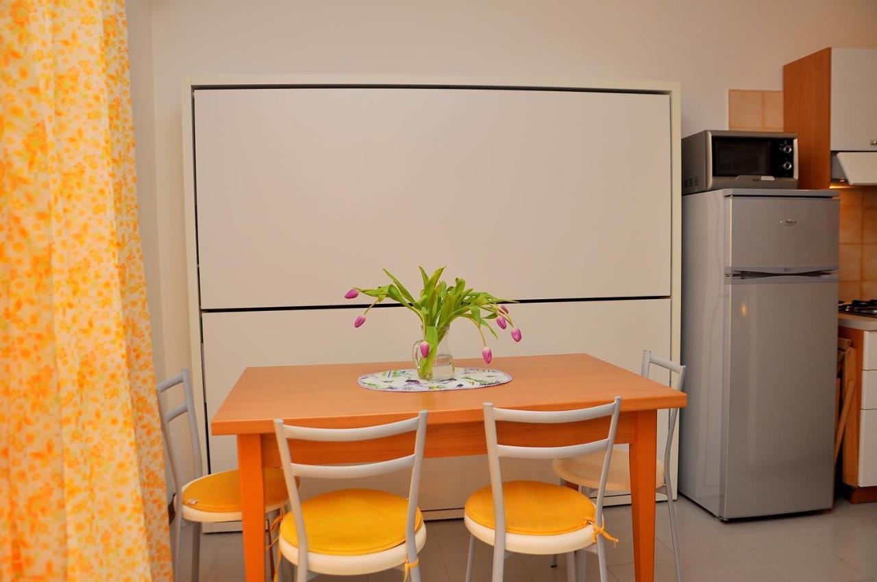 Residence Itaca Bibione Exterior photo